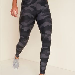 Old Navy Camo Leggings